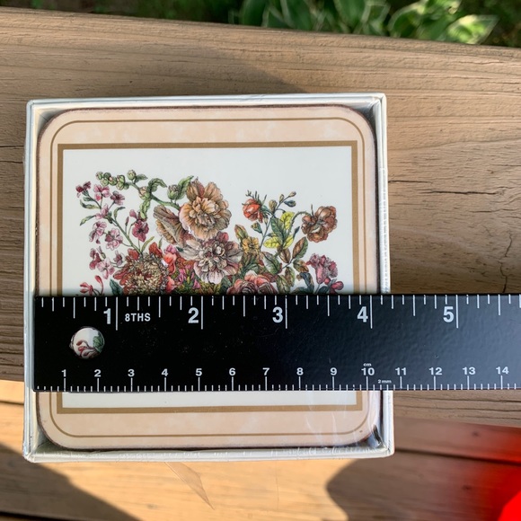 New in box- set of 6 English Life square coasters. Floral design. - Picture 3 of 5